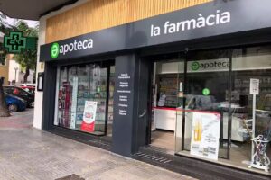 APOTECA Farm&agrave;cia