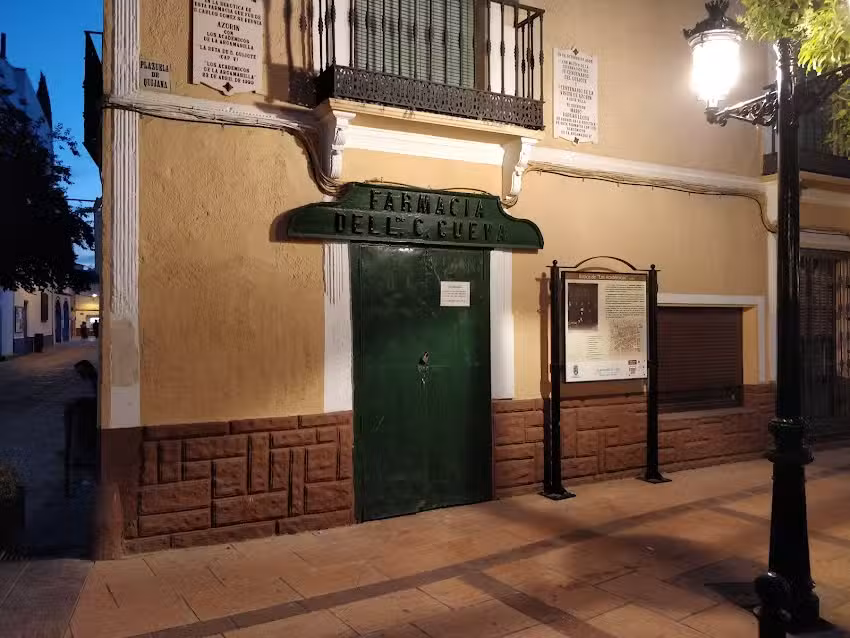 Botica De Los Acad&eacute;micos