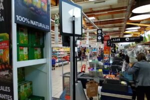 Carrefour Gand&iacute;a