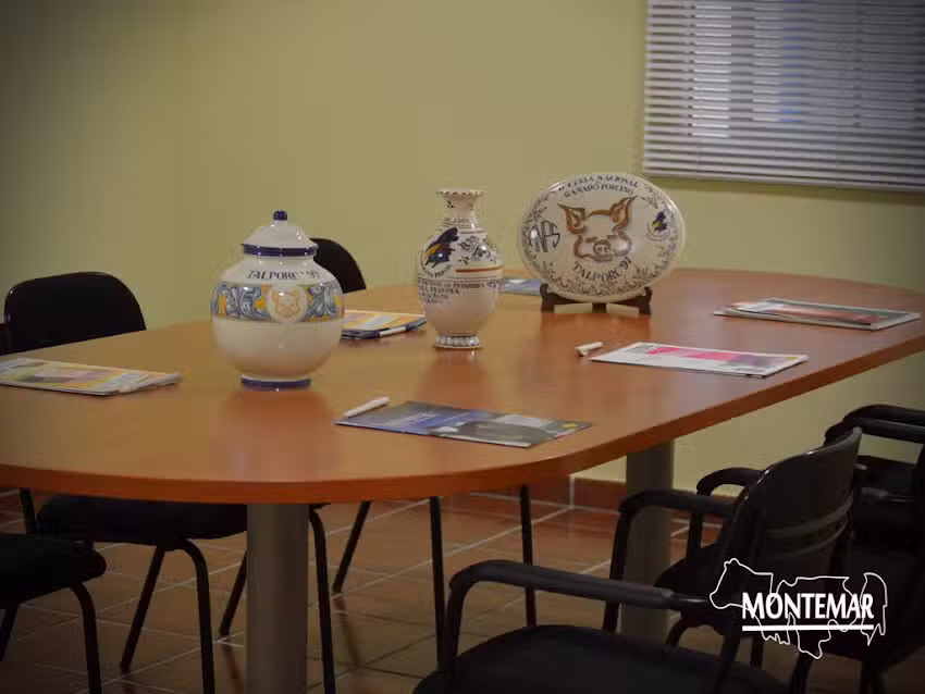 Comercial Veterinaria Montemar