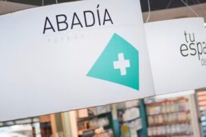 Farmacia Abad&iacute;a &ndash; Amparo Rodr&iacute;guez Garc&iacute;a-Rojas