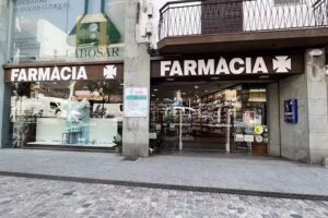Farm&agrave;cia Adell