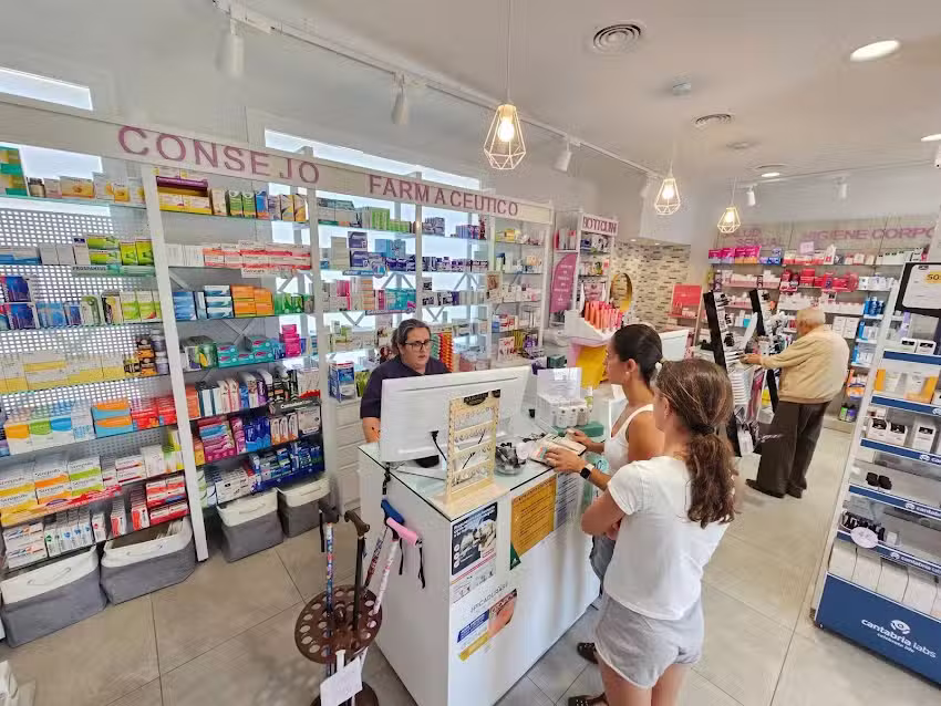 Farmacia Aguilar Castillero, Teresa Maria