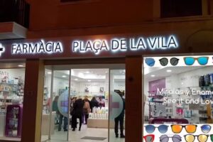 Farmàcia ALARO Plaça de la Vila