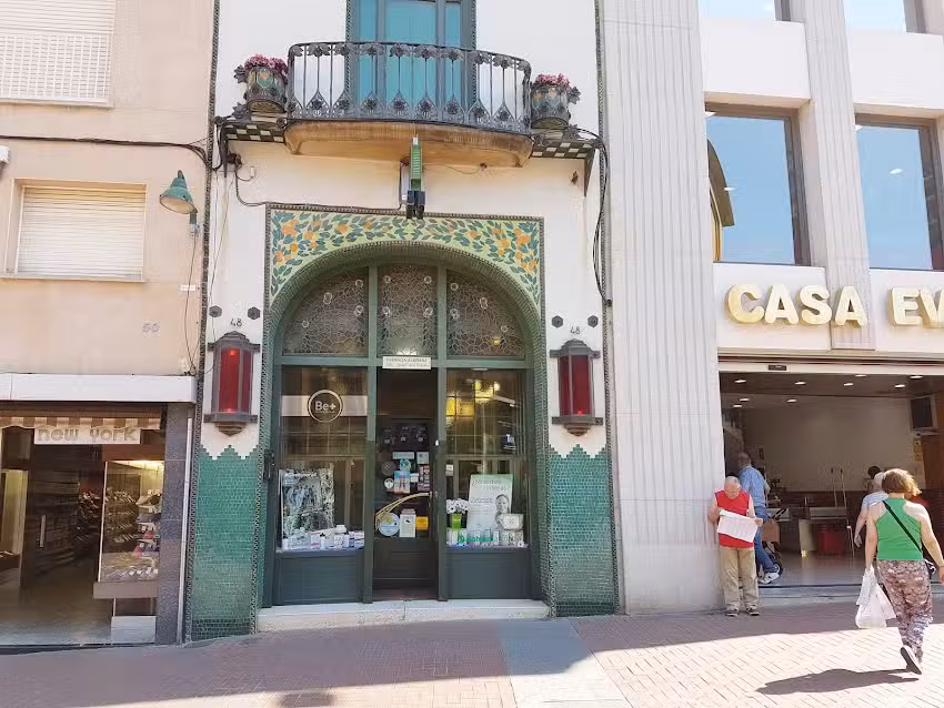 Farm&agrave;cia Albi&ntilde;ana Carn&eacute;