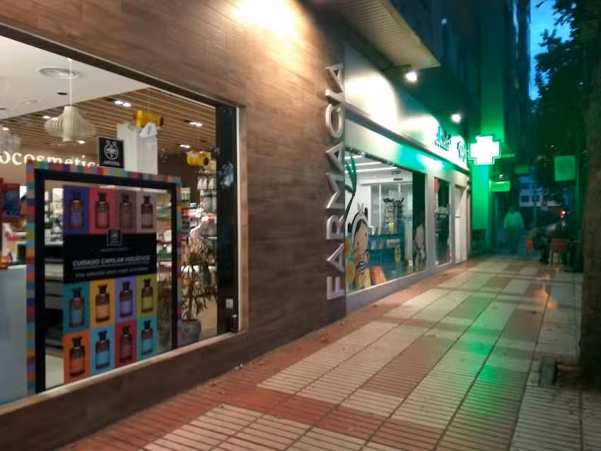 Farmacia Alcala 508