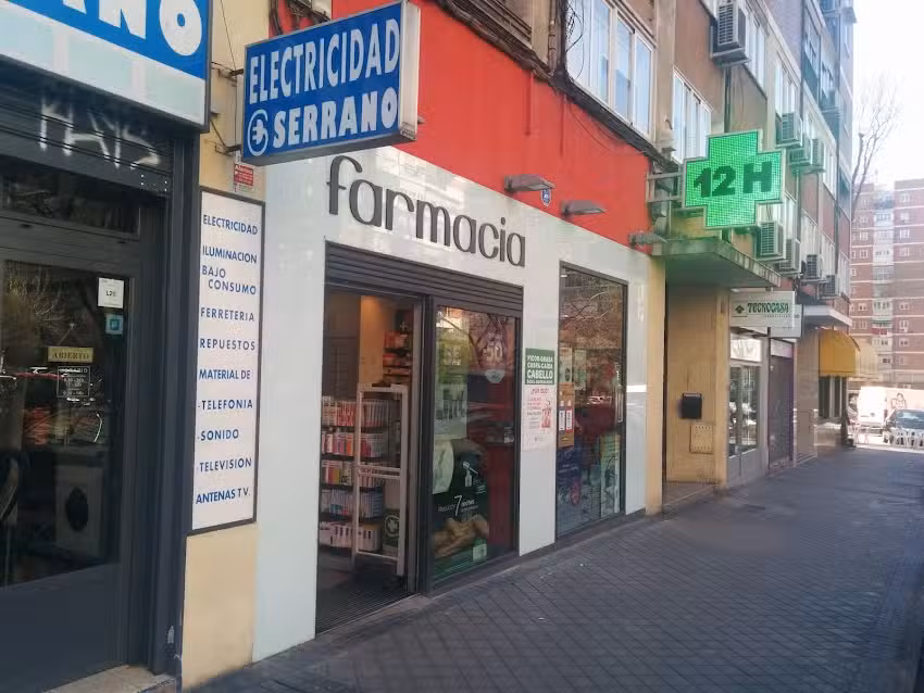 Farmacia Alf&eacute;rez