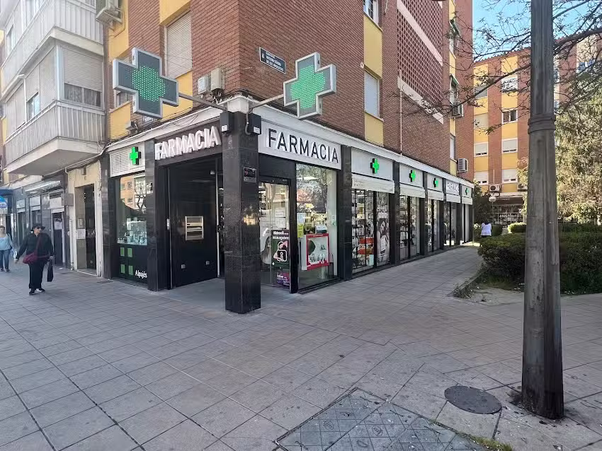 Farmacia Alpaj&eacute;s
