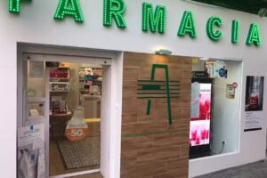 Farmacia Altamirano (Nuria Ruiz Iglesias)