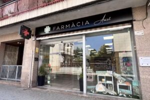 Farm&agrave;cia Amat