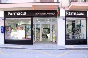 Farmacia And&uacute;jar Rivas