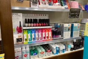 Farm&agrave;cia Anna Barber&agrave; Faura