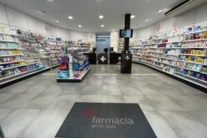 Farm&agrave;cia Anna Boix