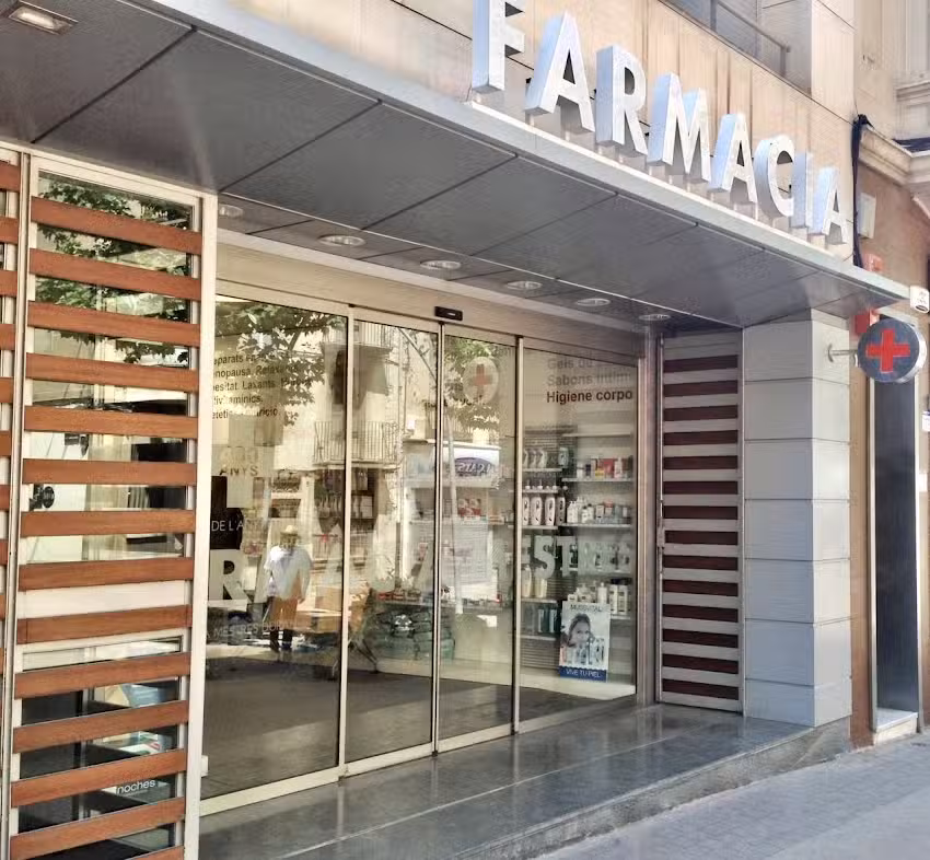Farm&agrave;cia Anna Mestres