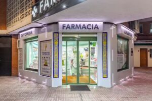 Farmacia Antón Cañadas Parafarmacia y Ortopedia Empecinado 64