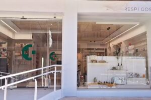 Farm&agrave;cia Antoni Crespi