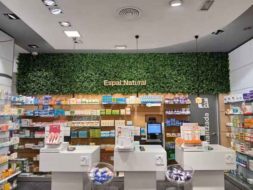 Farm&agrave;cia Antonijuan