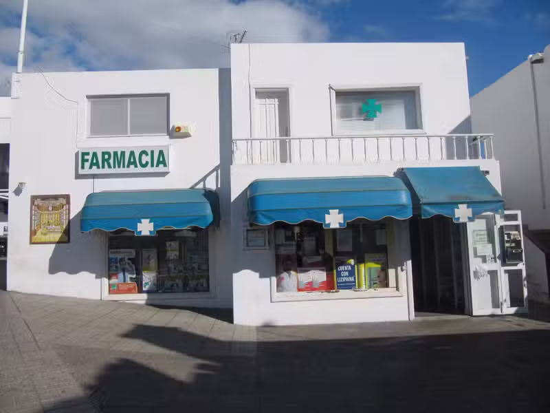Farmacia Apotheke Pharmacy Chemist El Pueblo &ndash; Puerto del Carmen