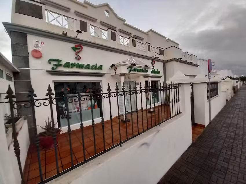 Farmacia Apotheke playa honda