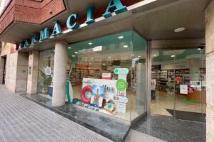 Farm&agrave;cia Aranalde