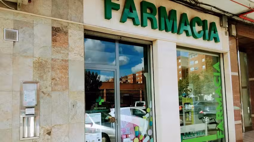 Farmacia Arca Real (Lda. Andrea In&eacute;s Sanju&aacute;n Gonz&aacute;lez)