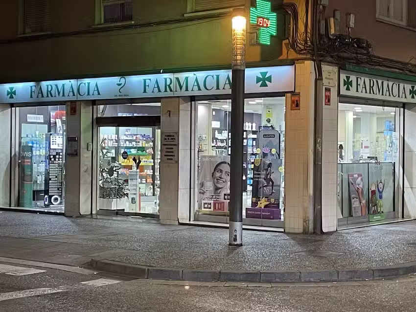 Farm&agrave;cia Arpa Camos Nuria