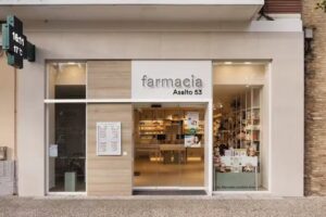 Farmacia Asalto 53