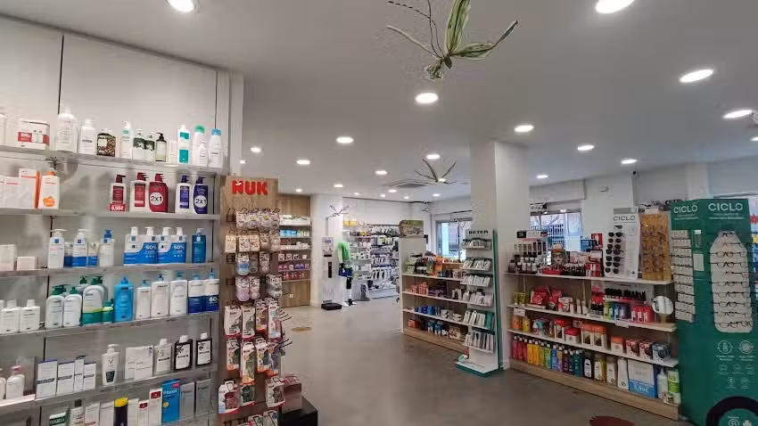 FARMACIA AVENIDA MADRID 70