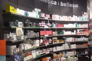 Farm&agrave;cia Avinguda Tarragona