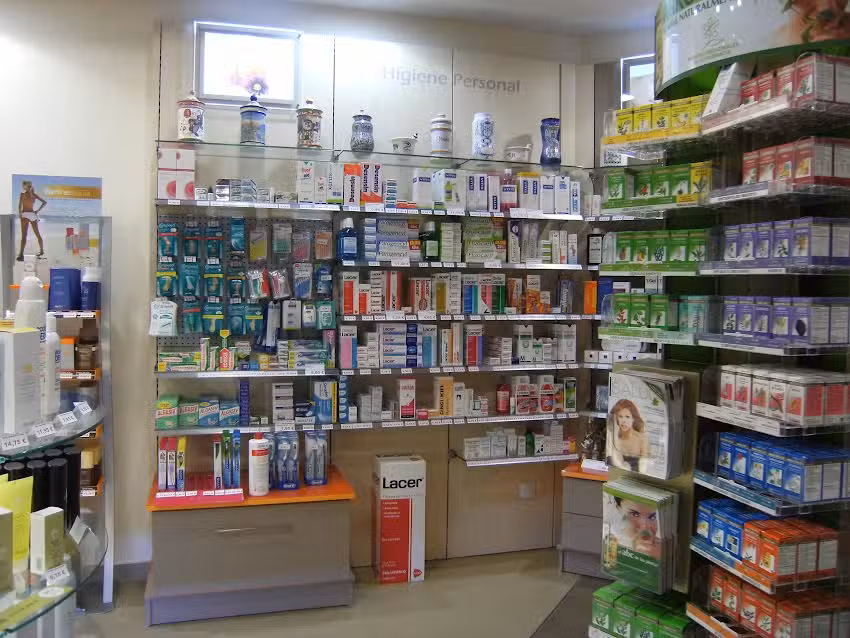 Farmacia Azor&iacute;n