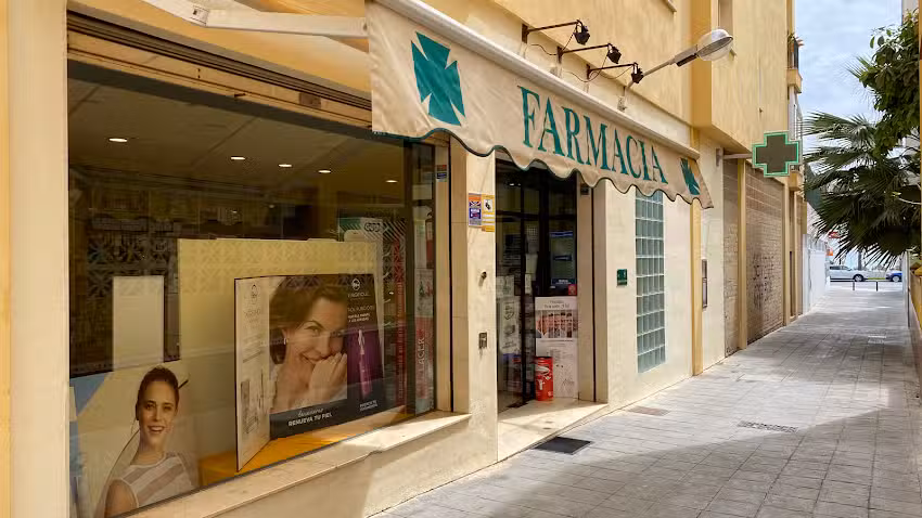 FARMACIA BAJONDILLO FLorencia M Jerez Cardenete