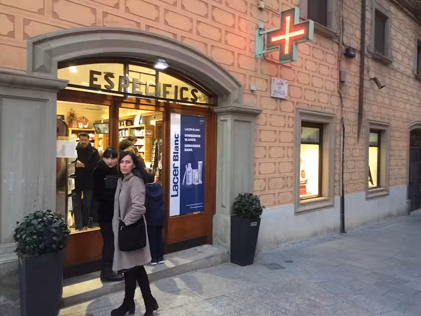 Farm&agrave;cia Barnolas (Antiga F. Gen&iacute;s)