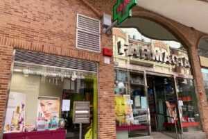 Farmacia Bego&ntilde;a Tom&eacute; Landa (Cotolino, CASTRO-URDIALES)