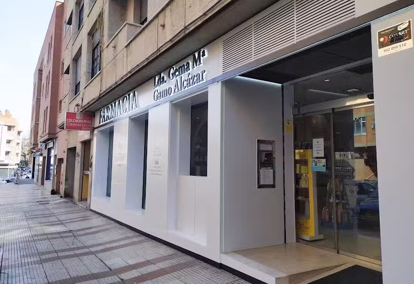 Farmacia Bejanque (Lda. Gema M&ordf; Gamo Alc&aacute;zar)