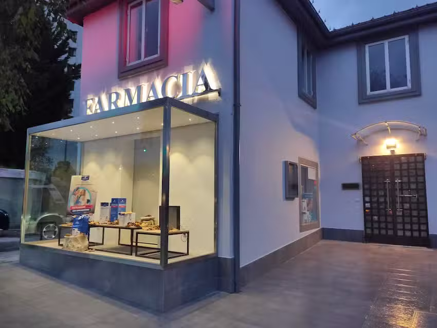 Farmacia Blanca Garc&iacute;a Arijita