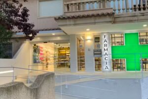 Farmacia Blanca Porta . Mistral