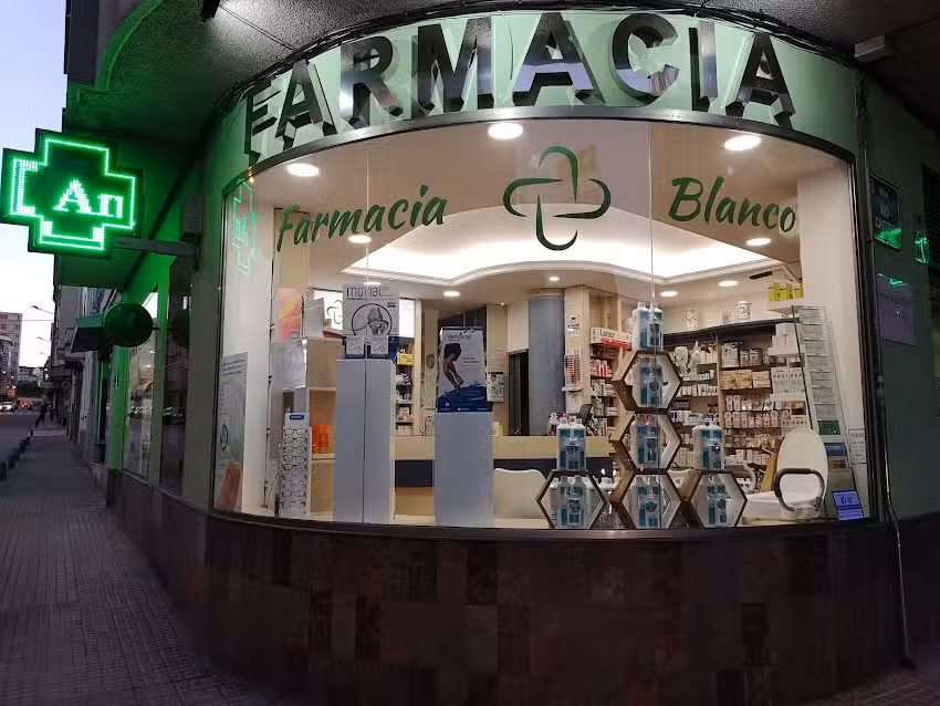 FARMACIA BLANCO FERN&Aacute;NDEZ FIDEL