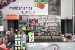FARMACIA BLOQUES &ndash; UNIVERSIDAD