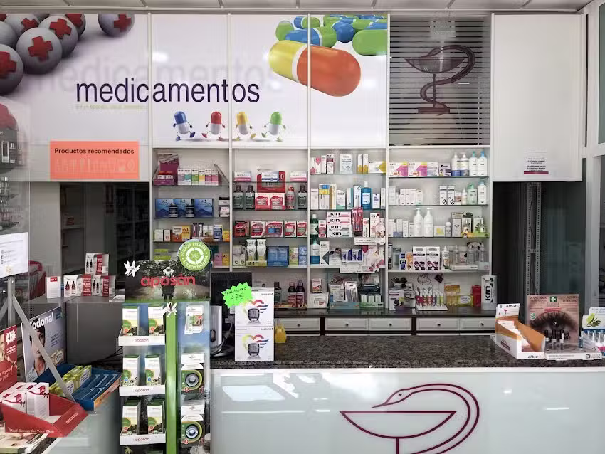 FARMACIA BLOQUES &ndash; UNIVERSIDAD
