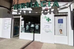 Farmacia C&aacute;ceres-Lda Ana Mac&iacute;as-Lizaso Rodr&iacute;guez