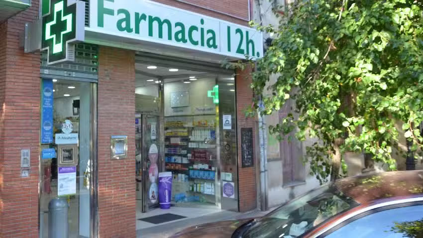 Farmacia C&aacute;ceres Mu&ntilde;oz Pereira