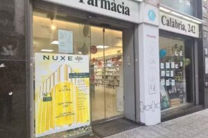 FARMÀCIA CALÀBRIA 242