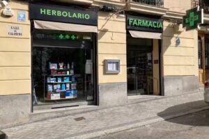 Farmacia Calatrava 34