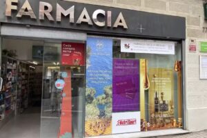 FARMÀCIA CALATRAVA77- ANGELA MIRALLES COLOMINA