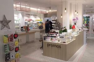 Farmacia Canela. PILAR EMBID