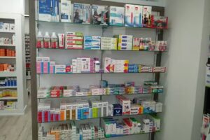 Farmacia Cardenal Cisneros (Ldo. Ulpiano Cano Borrego)