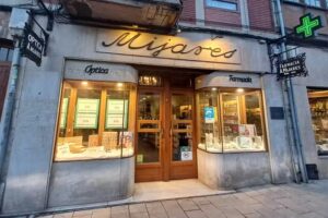 FARMACIA CARLOTA MIJARES