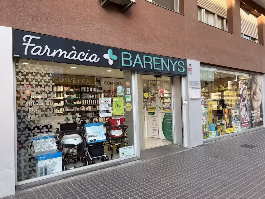 Farm&agrave;cia Carmen Barenys