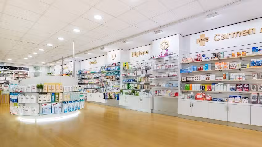 Farmacia Carmen de Juan Aguil&oacute;. Dermocosmetica, Test VIH, veterinaria, formulaci&oacute;n magistral