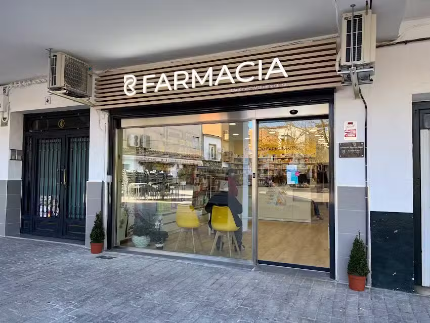 Farmacia Carmen Ram&iacute;rez